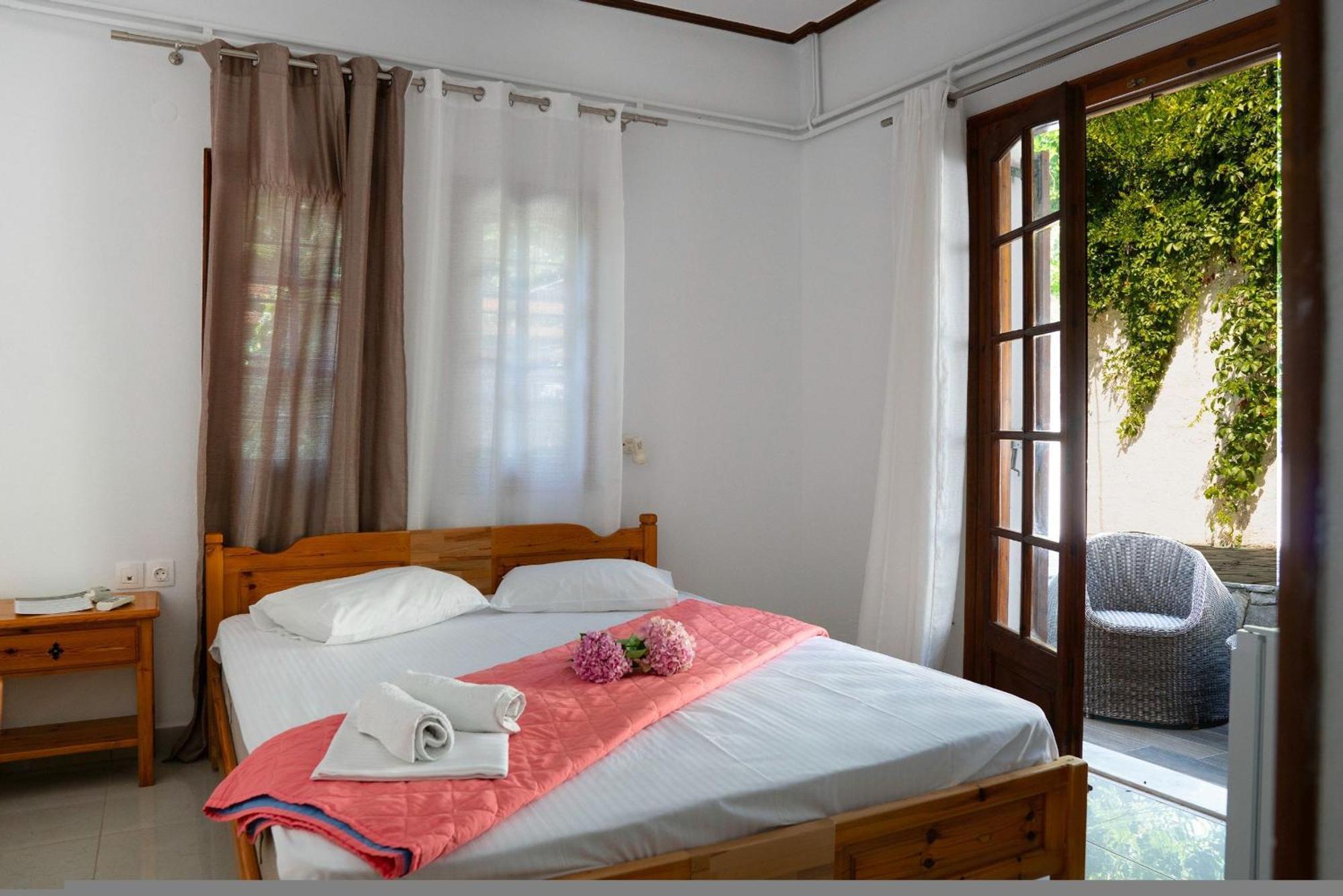 Paradeisos Rooms Pelion Agios Dimitrios  Bagian luar foto